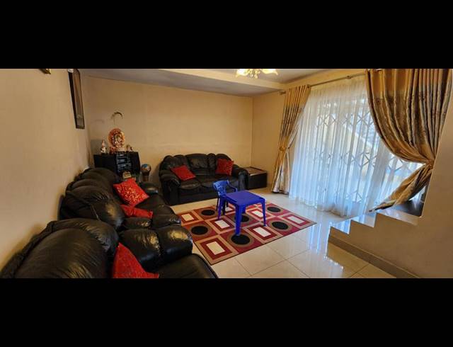 3 BEDROOM HOUSE FOR SALE IN WESTCLIFF